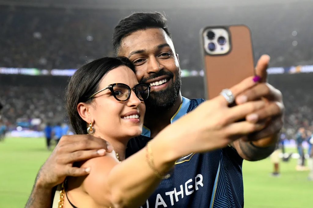 hardik pandya natasa stankovic selfie