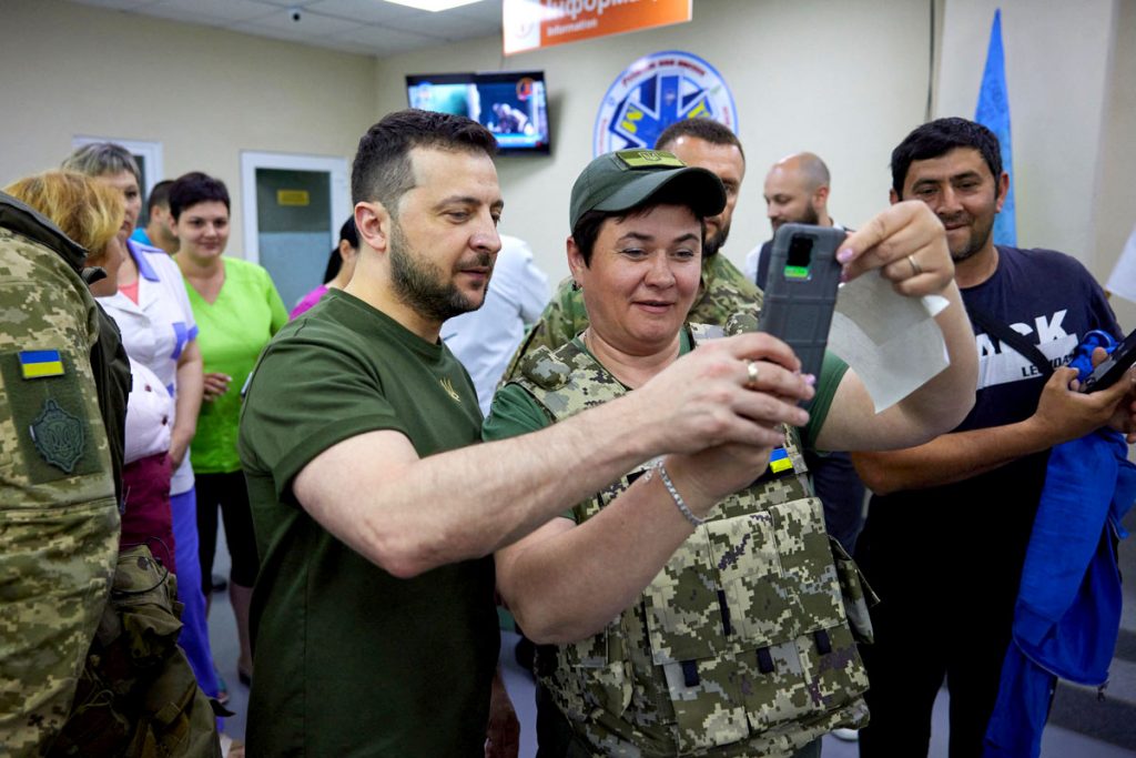 zelensky takes selfies with soldier