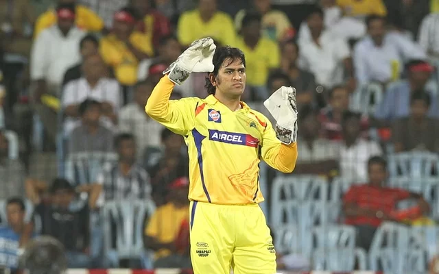 Dhoni criticises the CSK hitters for hitting “too many dot balls”