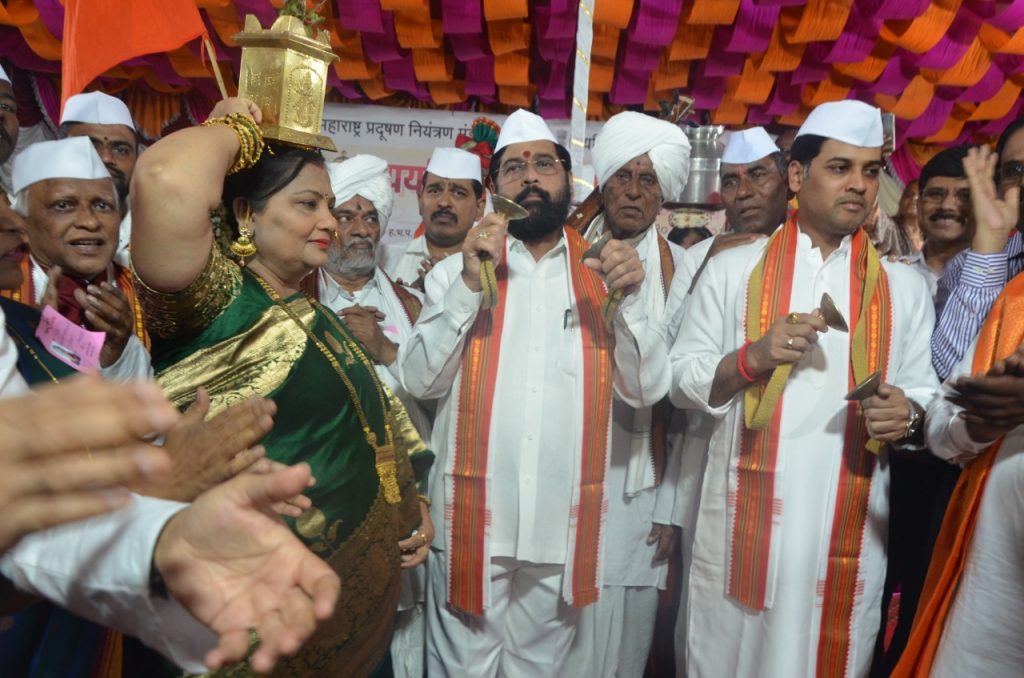 maha cm eknath shinde vitthal puja pandharpur