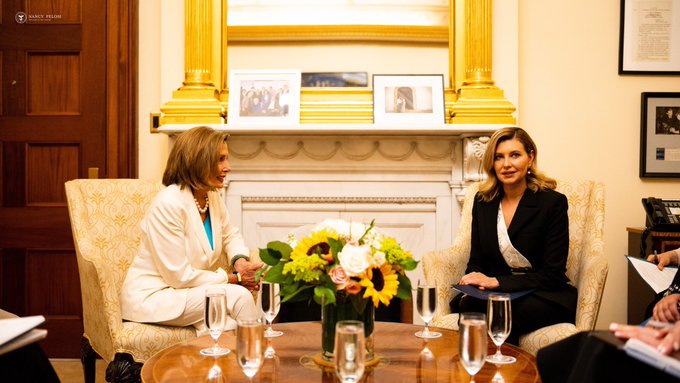 nancy pelosi with ukraine first lady