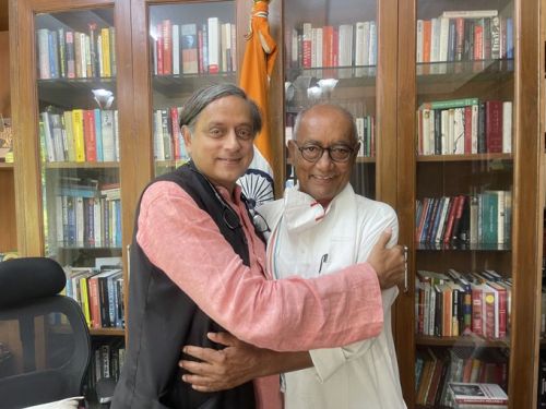 tharoor diggy hug