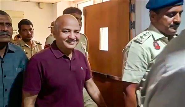 Excise law: Sisodia to appear in court on June 2