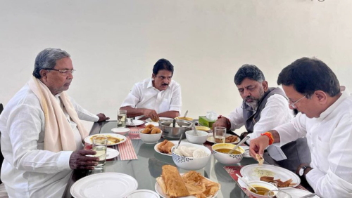 Congress Party leaders bond over the breakfast