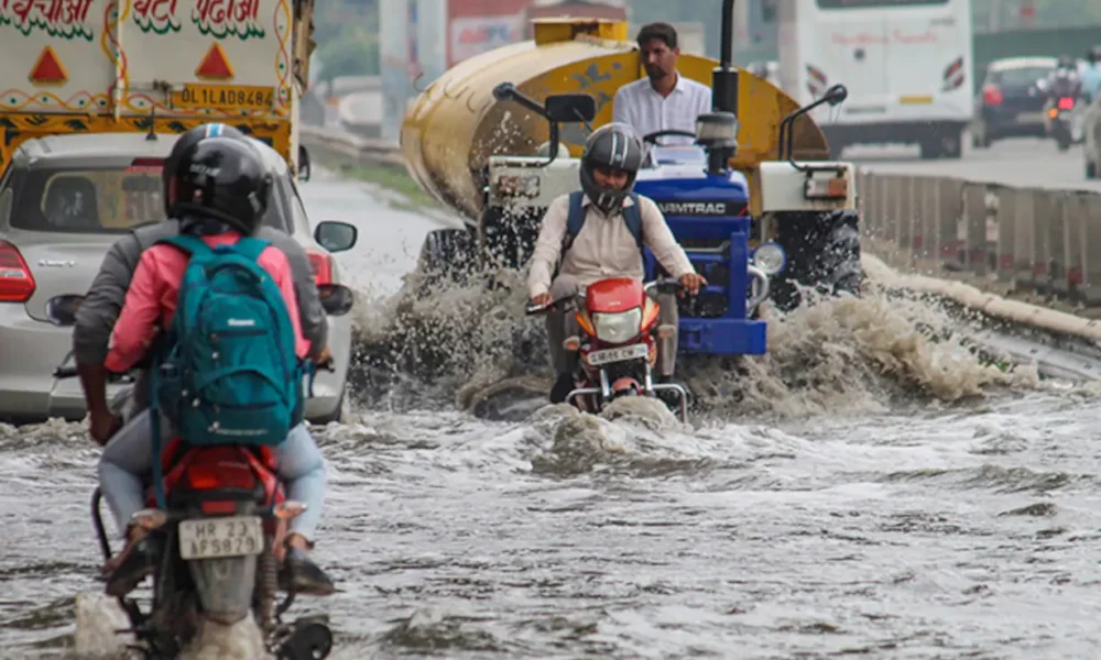 IMD issues ‘yellow alert’ for rain in New Delhi