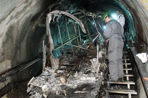 Austria train fire in tunnel