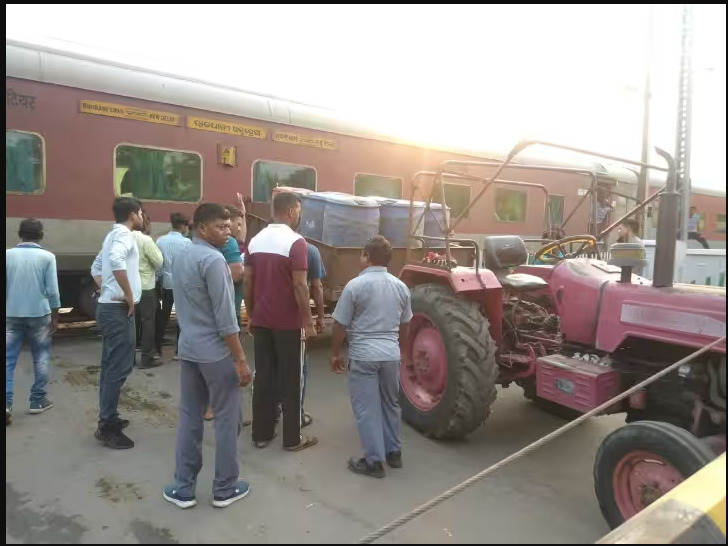 rajdhani bokaro accident