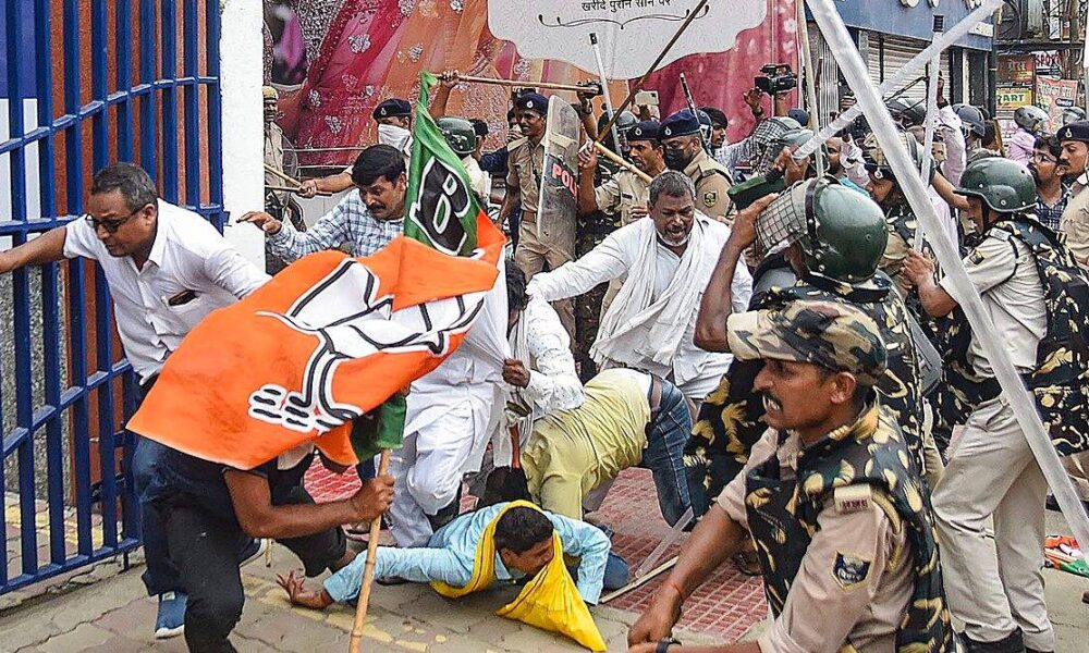 BJP leader slain in a lathi charge in Bihar