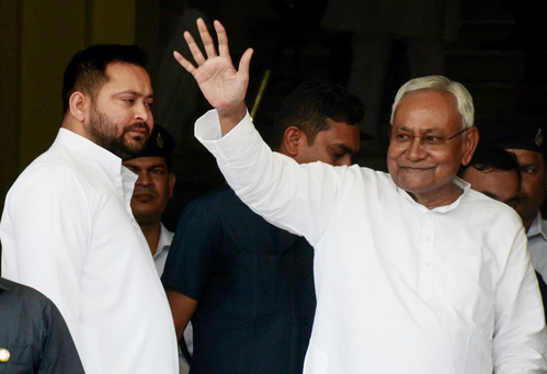 nitish kumar with tejasvi yadav