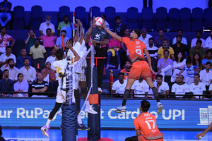 PVL Season 3: Ahmedabad Defenders beat Hyderabad Black Hawks to continue winning run