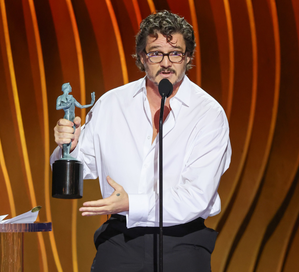 Pedro Pascal says 'I'm a little drunk' during SAG awards acceptance speech