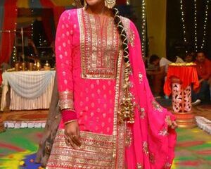 Tanisha Mehta adds personal touch to her traditional Punjabi attire