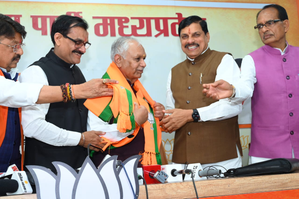 Jolt to Congress in MP as Suresh Pachouri, several party leaders join BJP