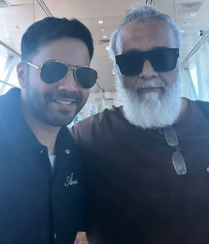 Varun Dhawan's 'lucky' encounter with Lucky Ali; drops happy selfie