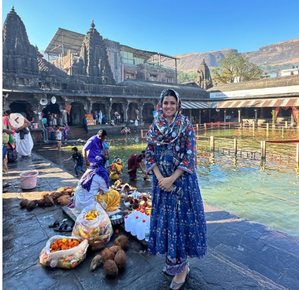 Nimrat Kaur posts pics from Trimbakeshwar Shiva Temple on Maha Shivaratri