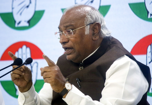 Mallikarjun Kharge hits back at PM Modi's 'bullying a Cong culture' remark