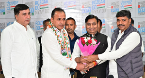 RLP leader Ummedaram Beniwal joins Congress in Rajasthan