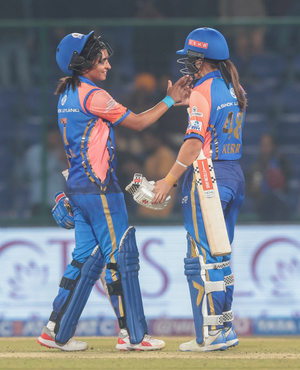 WPL 2024: Harmanpreet's unbeaten 95 helps Mumbai Indians beat GG, seal Playoffs spot