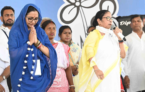 'Democracy is crying', Mamata Banerjee sharpens attack against HC ruling in school jobs case