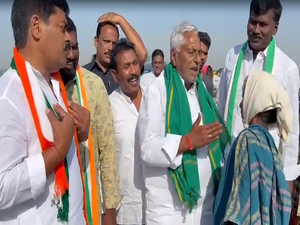 Telangana: Congress candidate Jeevan Reddy slaps woman