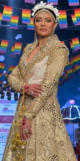 Sushmita supports LGBTQI community as she walks the ramp for Rohit Verma