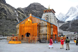 Char Dham Yatra: Kedarnath shrine adorned with 20 quintals of flowers, portals to open on Friday