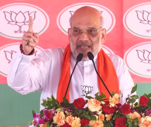 Amit Shah questions Gandhis' absence from Raebareli in five years