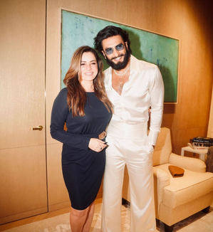 Neelam Kothari's 'smile says it all' as she poses with Ranveer Singh