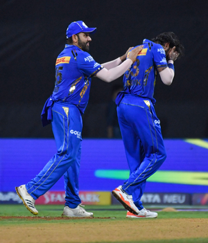 IPL 2024: Pandya, Chawla claim three-fers as MI restrict SRH to 173/8