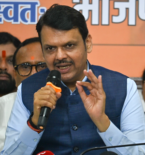 Fadnavis calls Congress 'factory of fake news' after its claims on water supply rate hike