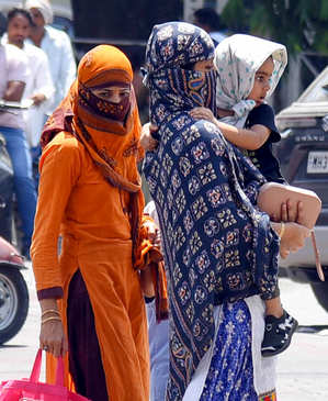 Heatwave sweeps parts of Himachal Pradesh, relief expected soon