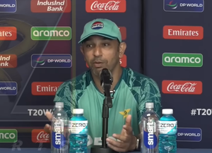 Pakistan assistant coach Azhar Mahmood to pursue legal action over false accusations