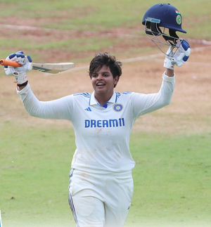 Shafali Varma, Smriti Mandhana power India-W to record-breaking score vs South Africa on Day 1