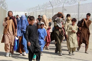 Over 8,58,000 Afghan refugees return home from Pakistan, Iran