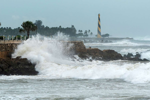 UK warship to help Caribbean community affected by Hurricane Beryl