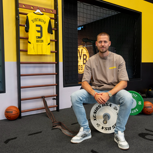 Dortmund sign German center-back Waldemar Anton from Stuttgart