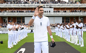 Playing for England is best job in world, says Anderson after signing off on a high