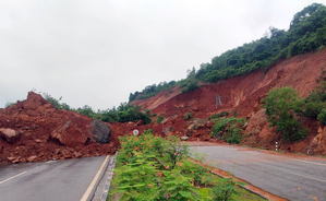 K’taka landslide: Three bodies recovered, 15 more feared trapped