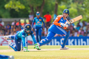 Women's Asia Cup Final: Smriti Mandhana, Richa Ghosh lift India to 165/6 vs Sri Lanka