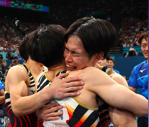 Olympic Gymnastics: Hashimoto Daiki helps Japan men take gold ahead of China, USA