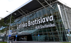 Evacuation reported at Slovakia's Bratislava Airport after bomb alert