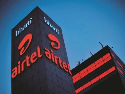 Airtel re-farms mid band spectrum for 5G traffic, pilots standalone tech