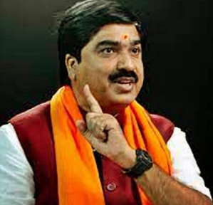 (IANS Interview) Comparing Kolkata horror with Pulwama shows Trinamool’s mental bankruptcy: Prem Shukla