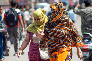 Majority Indian districts face extreme heat waves, rainfall events: Study