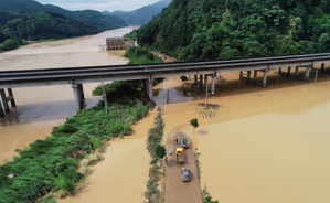 China urges continuous flood control efforts as rainfall persists