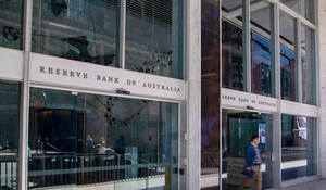 Australia's Central Bank keeps interest rate at 4.35 per cent due to high inflation