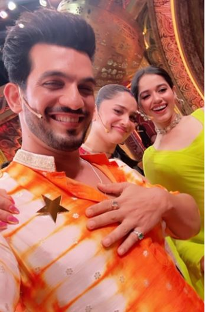 Arjun Bijlani grooves to beats of 'Kajra Mohabbat Wala' with Jannat
 Zubair, Ankita Lokhande