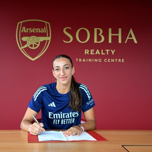 Arsenal sign Sweden striker Rosa Kafaji on long-term deal